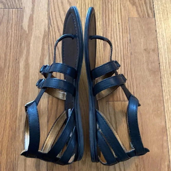 Cynthia Vincent sz 10 black leather thong sandal with straps excellent pre owned - Picture 2 of 7